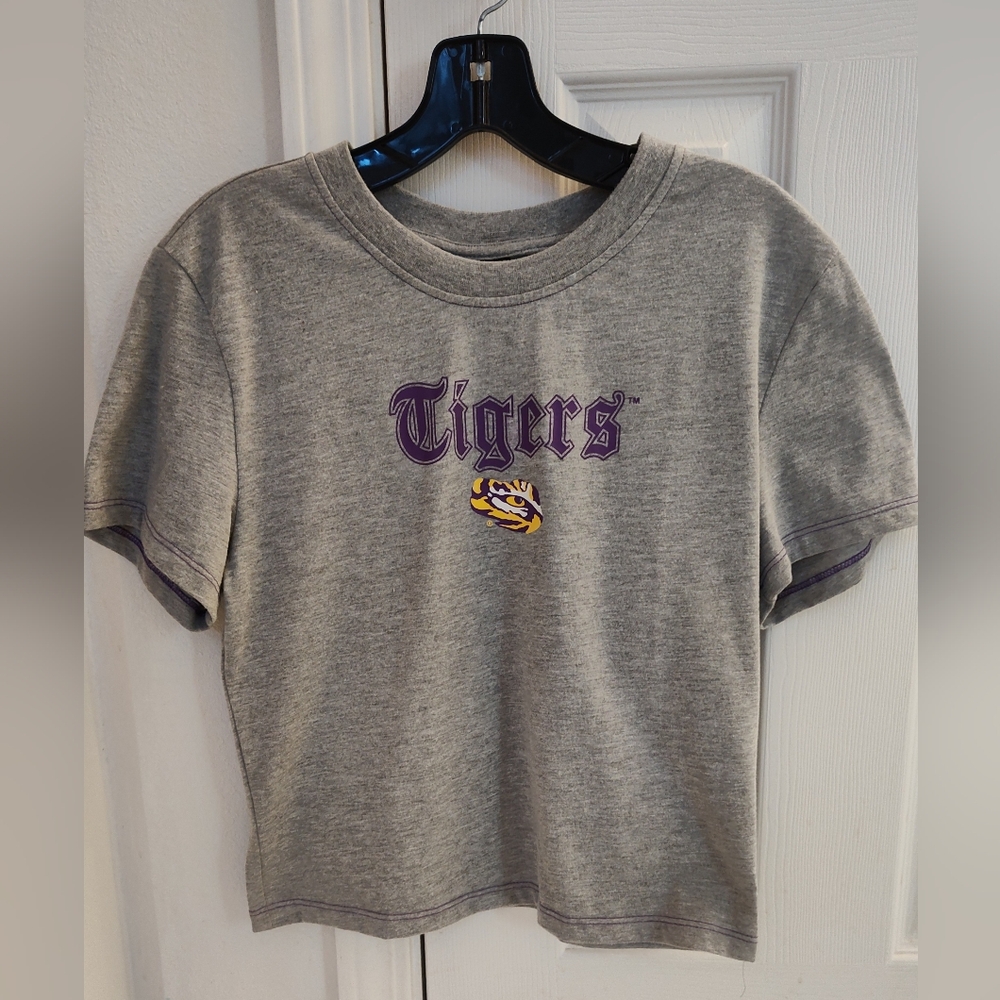 NWOT LSU Girls T-shirt. Large Junior Size